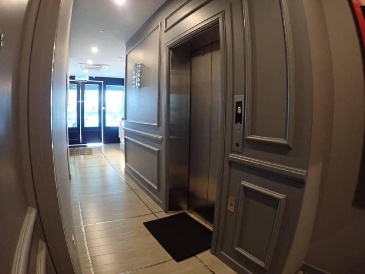 Apex Boutique Hotel @ Bandar Sunway Petaling Jaya Dış mekan fotoğraf